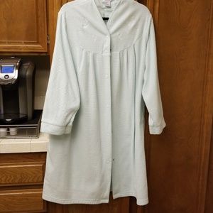 #201 Women's Robe 2x